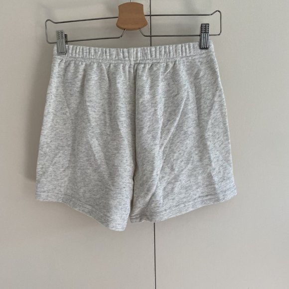 Aritzia TNA Lightweight High Rise Sweatshort - Picture 3 of 4